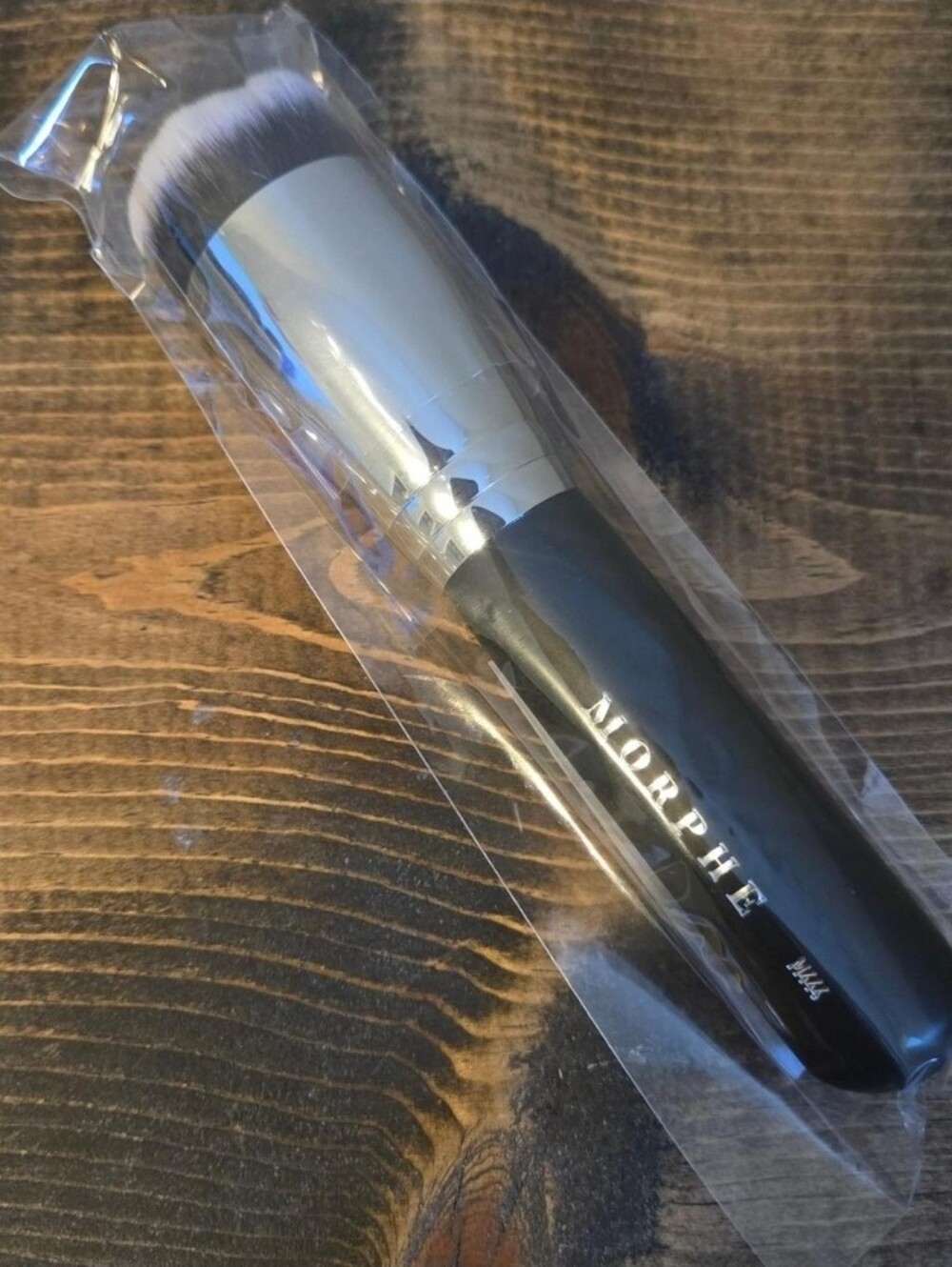 Morphe M444 Deluxe Definition Buffer Brush